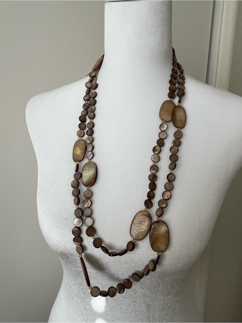 Premier Designs 60” MOP Brown Shell Long Necklace Mother Of Pearl